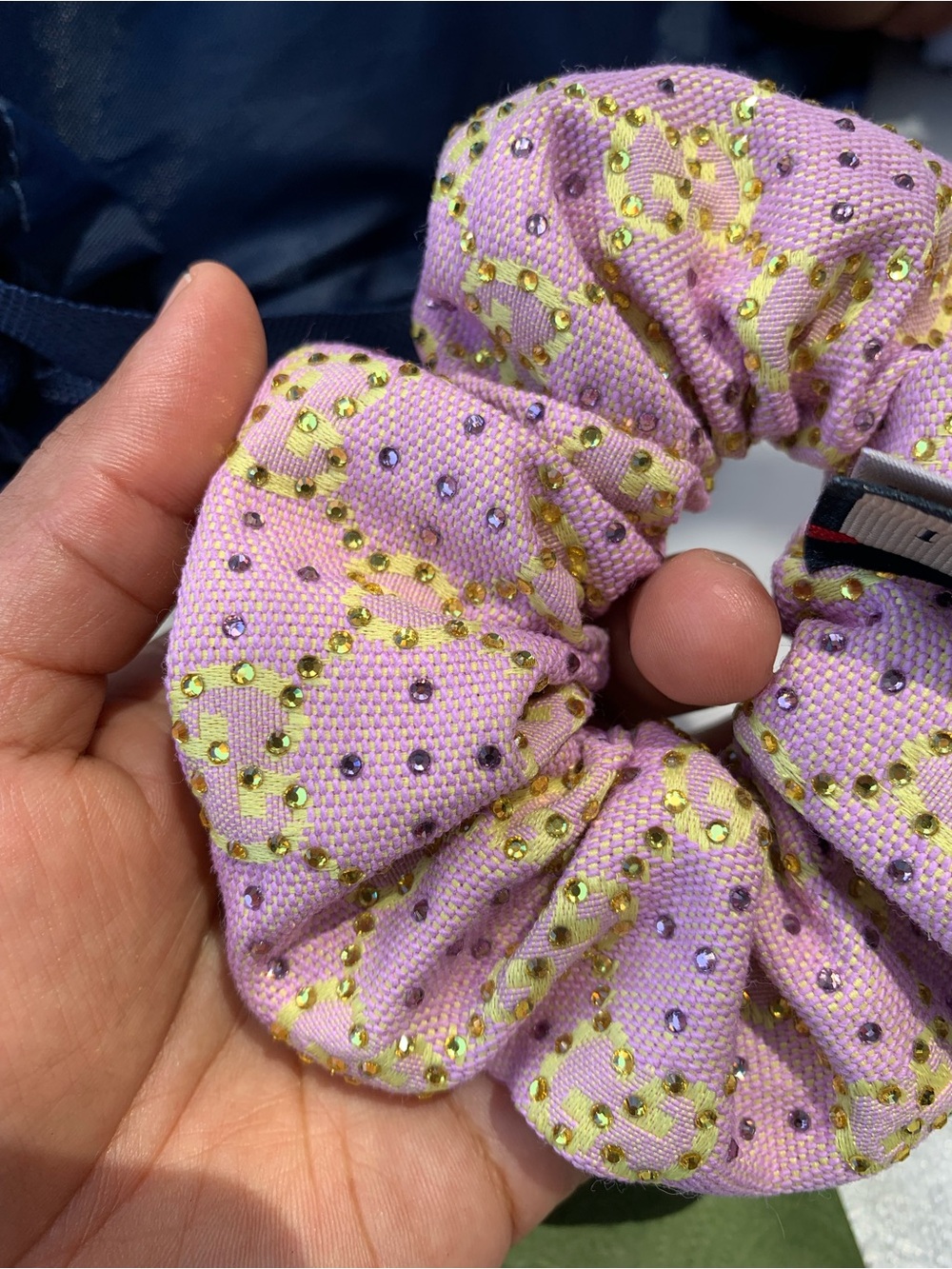 Gucci Pink Scrunchie with Gold Logo Embellishment - Picture 9 of 12